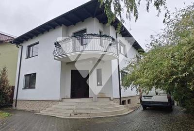Casa individuala mobilata 6 camere si teren de 500 mp in Talmaciu - 1