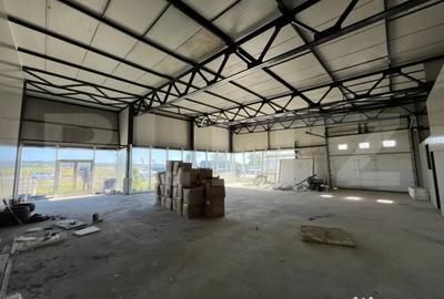 Spațiu comercial, de 480 mp, în Central - 6
