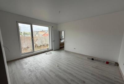 Apartament 3 Camere +curte /sector 4 - 6