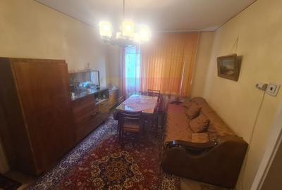 Apartament cu 3 camere de vanzare in Campina - Zona Scoala Centrala - 3