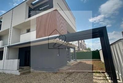 Duplex cu 5 camere cu Canalizare în Central - 3