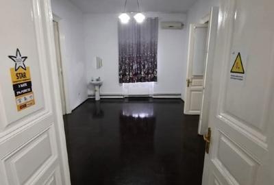 Apartament cu 5 camere semidecomandat în P-ța Victoriei - 4