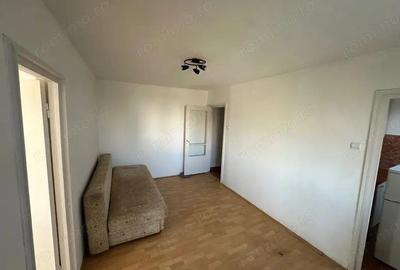 Dambu Pietros - Vanzare apartament 2 camere - Str. Parangului Dambu Pietros - Vanzare apartament 2 camere - Str. Parangului - 5