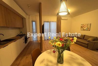 Apartament cu 2 camere semidecomandat în Tunari
