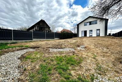 Casa individuala, semifinisata - liniste si confort, Salicea - 10