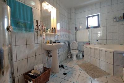 Casă individuală cu 6 camere cu Canalizare în Zvoriștea - 51