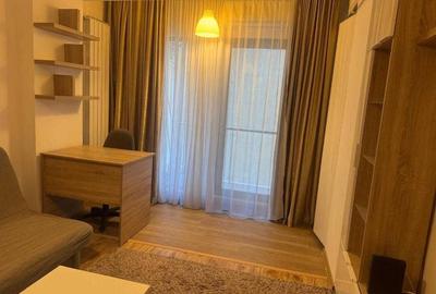 Apartament cu 2 camere decomandat în Moșilor
