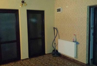 Garsonieră decomandată în Central - 7