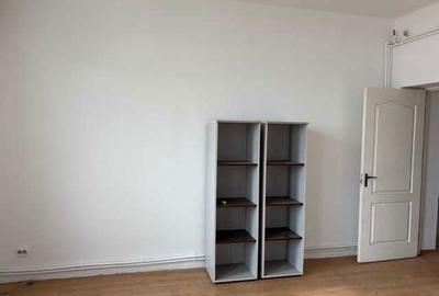 Apartament cu 3 camere semidecomandat în Unirii - 3