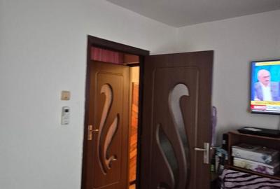 Apartament cu 2 camere semidecomandat în Steaua - 2