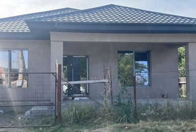 Casă cu 4 camere în Amara - 6