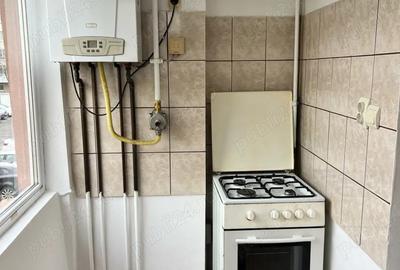 Apartament cu 2 camere decomandat în Central - 4