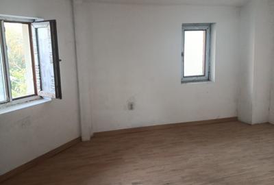 VILĂ DE VÂNZARE – ZONA UNIVERSITATE / CENTRU VECHI / KM 0 - 4