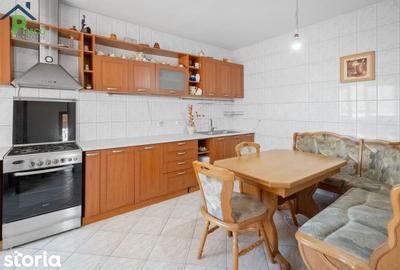 Casă cu 5 camere cu Canalizare în Giurgiului - 10