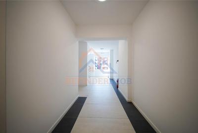 Apartament cu 2 camere semidecomandat, mobilat în Apărătorii Patriei - 21
