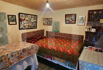 Casă cu 2 camere cu Teren 1100 Mp în Bezdead - 4