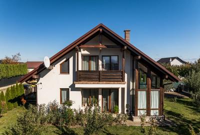 De vanzare stil de viata exclusivist in casa de lemn tip canadian - Primaverii - 1