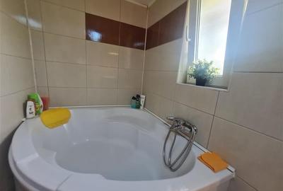 Aria Bran,  Proprietate cu teren de 725 mp, la strada principala - 24
