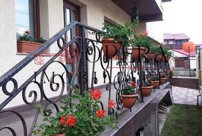 Casa individuala, de vanzare, zona Podul de Fier - 2