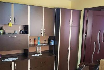 Apartament cu 2 camere semidecomandat în Central - 1