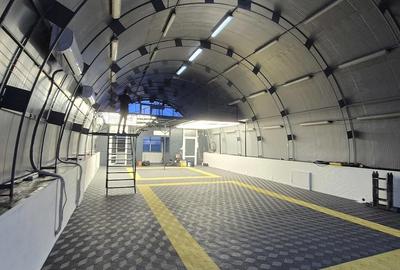 Spațiu comercial, în Central