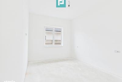 Casă cu 3 camere cu Teren 250 Mp în Tokai - 1