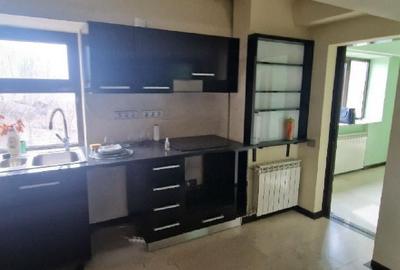 Apartament cu 4 camere decomandat în Central - 10