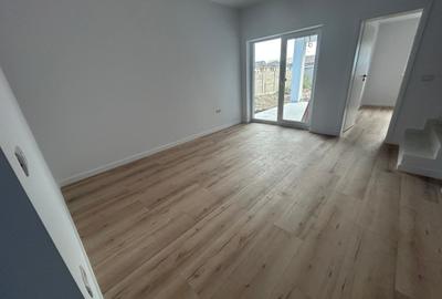 Duplex cu 4 camere cu Canalizare în Moșnița Nouă - 5