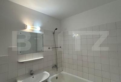 Apartament cu 3 camere semidecomandat în 1 Mai - 3