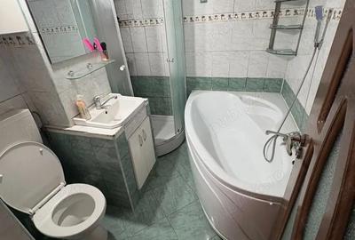 Apartament cu 3 camere decomandat în Central - 8