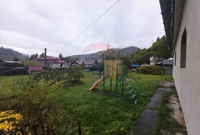 Casa / Vila cu 4 camere de vanzare Tarcau - 22