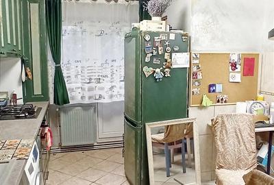 Apartament cu 2 camere de vanzare - Zona Soarelui - 2