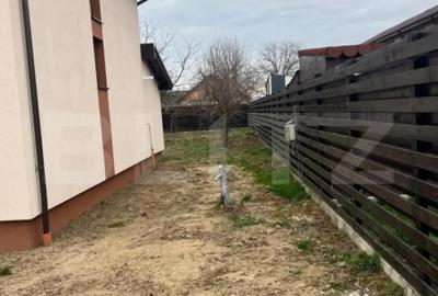 Casă cu 3 camere cu Teren 500 Mp în Central