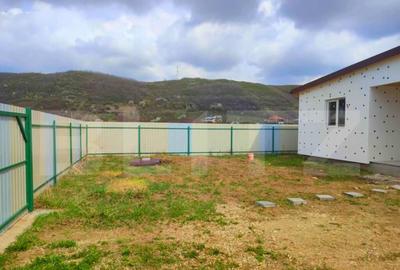 Casa 80 mp Viforata, la 2 km de Targovi?te - 10