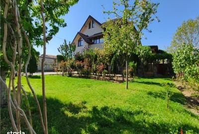 Casă cu 4 camere cu Teren 810 Mp în Central