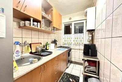 Apartament 4 camere, 64 mp utili, etajul 3 - zona Dacia - 7