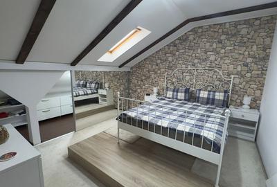 Privat Apt 2 cam 62 m2, mansarda, 4/4 + Loc de parcare - 1