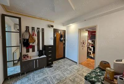 Apartament 3 camere decomandat, Deva - Str. Progresului 65 mp Etaj 4 - 3