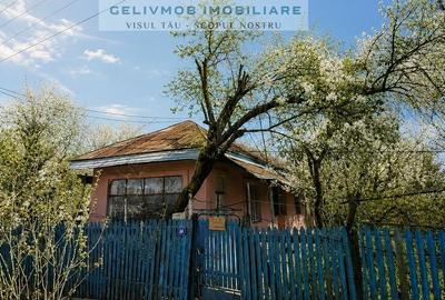 Casă cu 3 camere în Hătcărău - 1