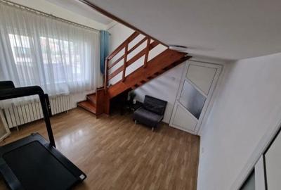 Apartament cu 3 camere decomandat în Alexandru cel Bun - 6