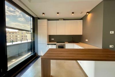 Apartament cu 4 camere decomandat, mobilat în Floreasca
