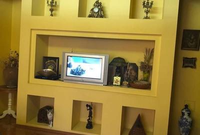 Casă cu 8 camere cu Teren 750 Mp în Central - 17