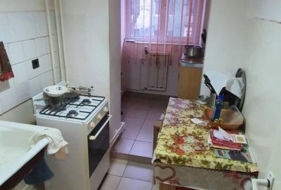 Garsonieră decomandată în Mazepa 1