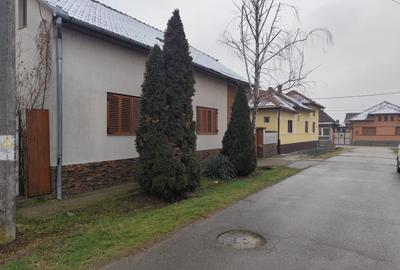 Casă individuală cu 5 camere cu Canalizare în Central - 7