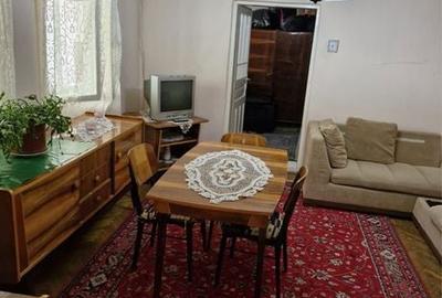 Casă cu 4 camere în Onești - 1