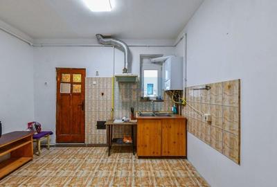 Apartament cu 3 camere semidecomandat în Gruia - 8
