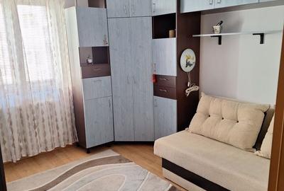 Apartament cu 3 camere semidecomandat, mobilat în Cetate - 6