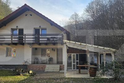 Casa in inima naturii, 140 mp la doar 15 minute de H - 2