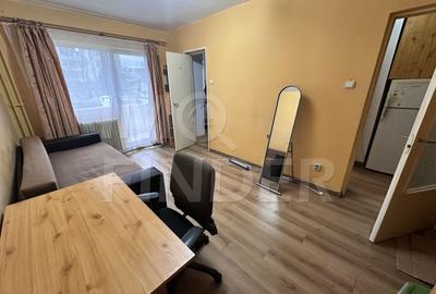 Garsonieră nedecomandată, mobilată în Zorilor - 1