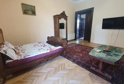 Apartament cu 3 camere decomandat în Central - 9